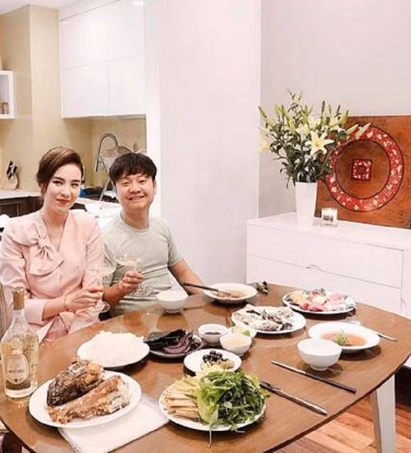 Cuoc song ai cung uoc ao cua MC thoi tiet VTV sau 4 nam lay chong-Hinh-5