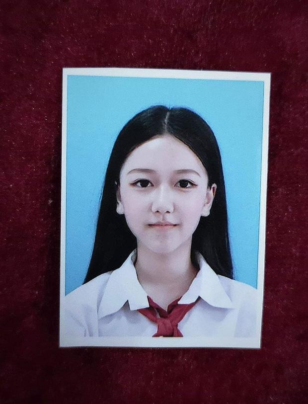 Khoe anh day thi thanh cong, nu sinh khien dan mang tuong dung photoshop-Hinh-2