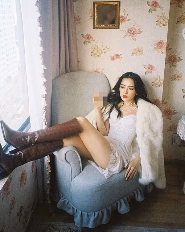 Ở Vbiz, mấy ai vượt được góc nghiêng 'thần thánh' của Chi Pu! O Vbiz, may ai vuot duoc goc nghieng 'than thanh' cua Chi Pu!