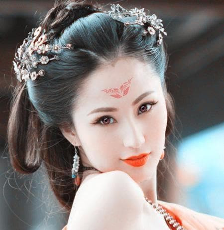 Cuoc song hien tai cua 'nu than phim cap 3' Lam Yen-Hinh-3