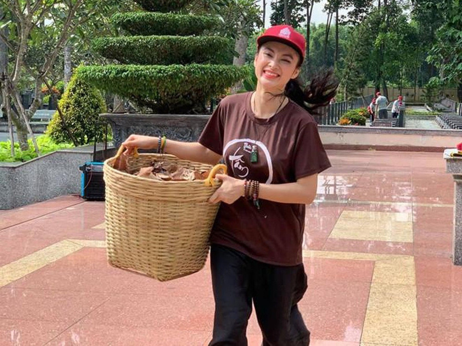 Cuoc song gian di cua Angela Phuong Trinh sau khi roi showbiz-Hinh-3