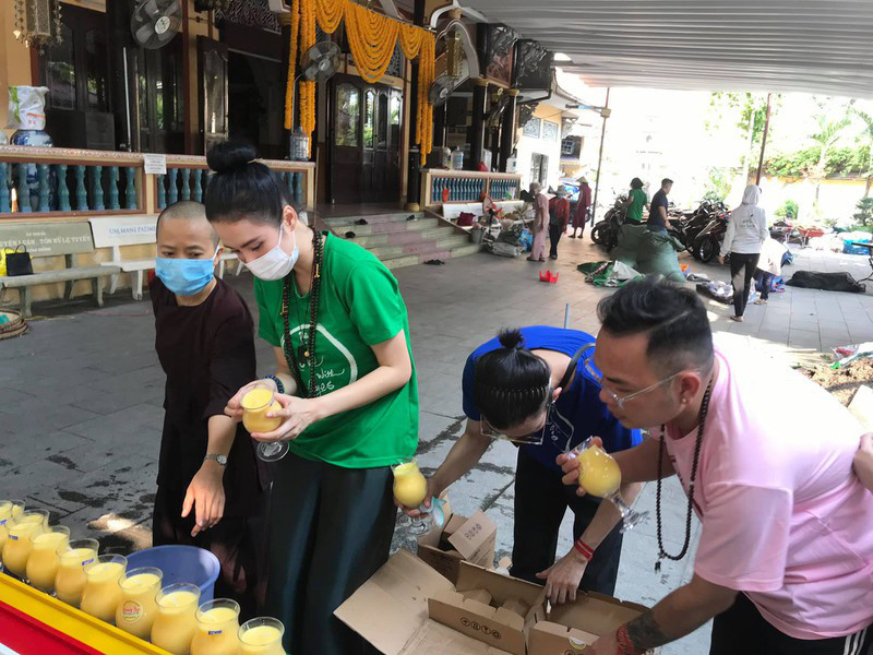 Cuoc song gian di cua Angela Phuong Trinh sau khi roi showbiz-Hinh-5