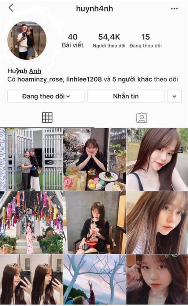 De anh om Quang Hai lam avatar, Huynh Anh lai xoa sau 20 phut