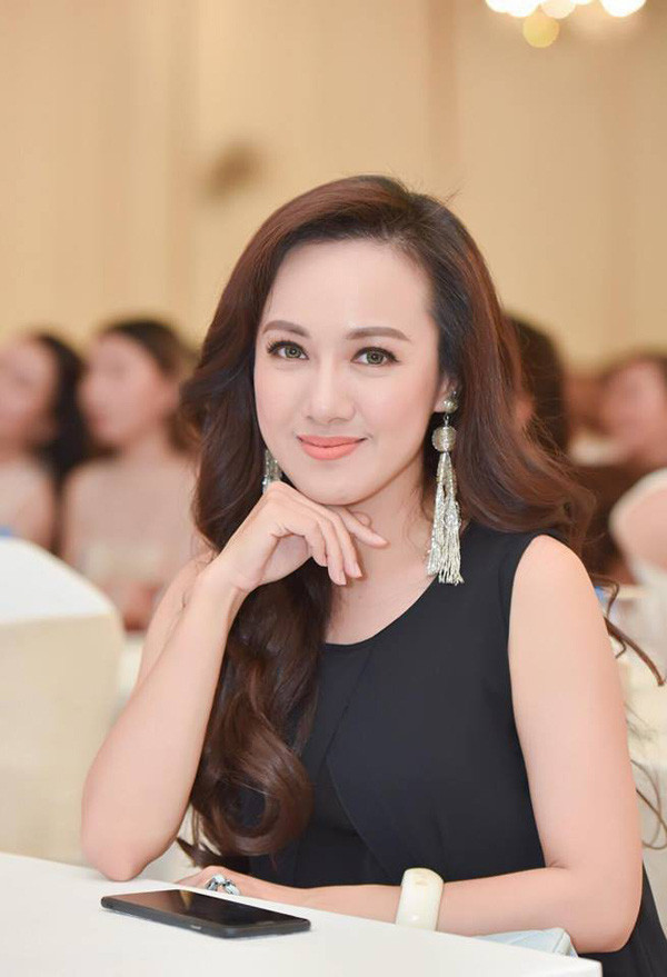 Gia thế ít biết của 3 nữ MC VTV quen mặt khán giả truyền hình - Hình 9 Gia the it biet cua 3 nu MC VTV quen mat khan gia truyen hinh-Hinh-9