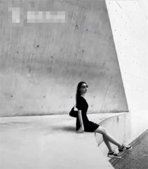 Anh bao ve chup anh qua dep khien gai xinh xep hang nho