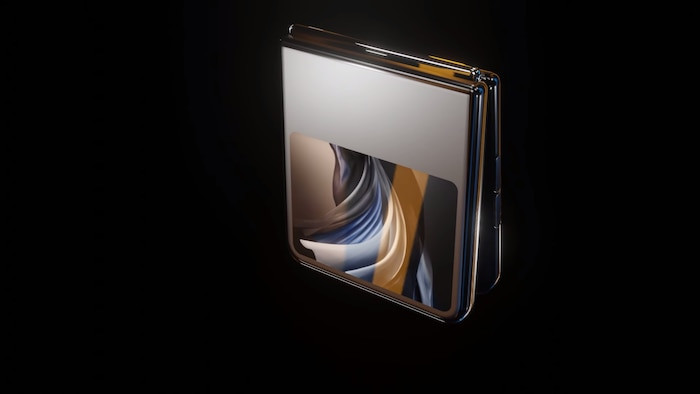 iPhone 12 Flip với màn hình gập đẹp không tỳ vết, 4 camera sau ảnh 27