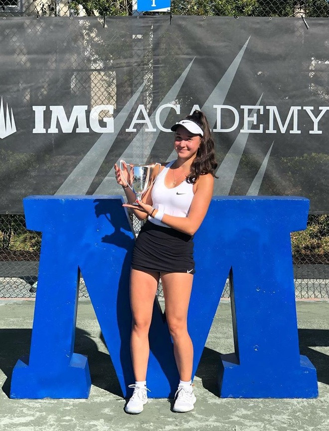 Eva Lys từng tham dự nhiều giải đấu lớn trong và ngoài nước như Eddie Herr Champ 2019, Roland Garros 2020, Australian Open 2020… Ở mỗi trận đấu, Eva luôn gây ấn tượng với chiến thuật thông minh.