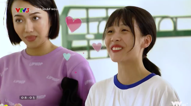 Fan đẩy thuyền cực mạnh Hậu Hoàng với đồng chí Mũi trưởng Long? Fan day thuyen cuc manh Hau Hoang voi dong chi Mui truong Long?