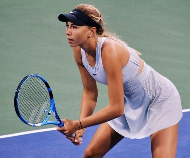 VDV goc Nga la bong hong lang quan vot