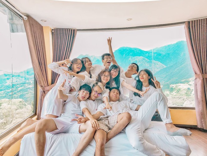 Hội bạn thân 'dành cả thanh xuân' để đi cùng nhau - Hình 17 Hoi ban than 'danh ca thanh xuan' de di cung nhau-Hinh-17