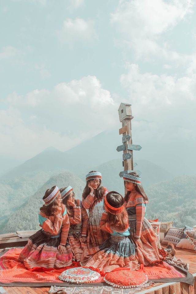 Hội bạn thân 'dành cả thanh xuân' để đi cùng nhau - Hình 10 Hoi ban than 'danh ca thanh xuan' de di cung nhau-Hinh-10