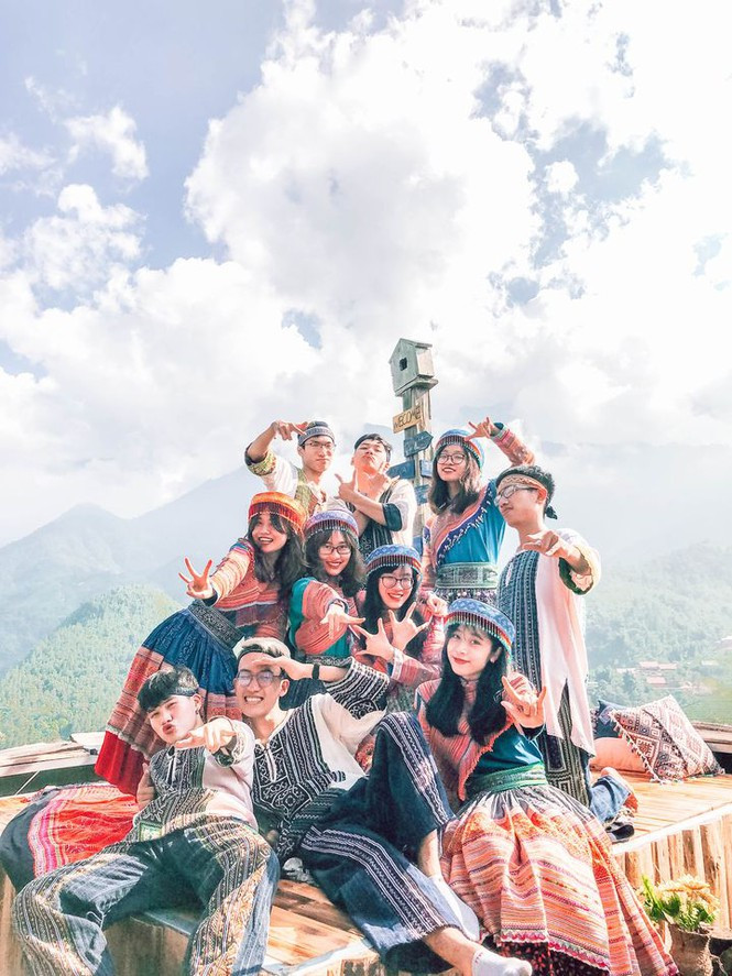 Hội bạn thân 'dành cả thanh xuân' để đi cùng nhau - Hình 8 Hoi ban than 'danh ca thanh xuan' de di cung nhau-Hinh-8