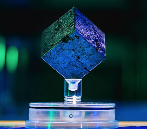 Bi an khoi urani tu lo phan ung hat nhan cua Hitler