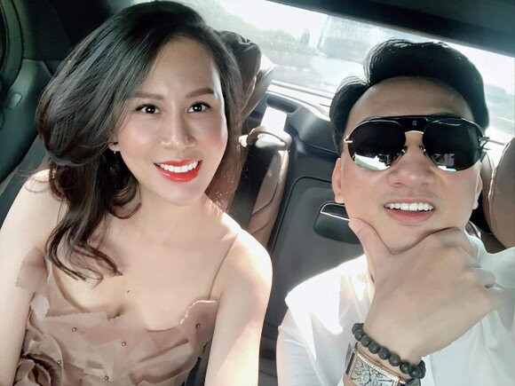 Vợ MC Thành Trung khoe nhan sắc xinh hơn cả thời chưa chồng ảnh 10