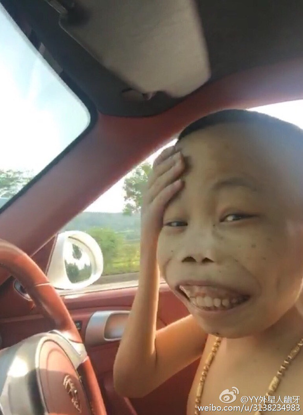 Vlog xau la tiec nuoi tai san kech xu, xe hop va gai dep-Hinh-2