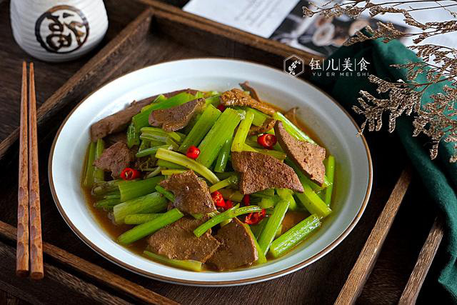 Giải oan cho món gan động vật: Không gây độc mà là kho báu Giai oan cho mon gan dong vat: Khong gay doc ma la kho bau