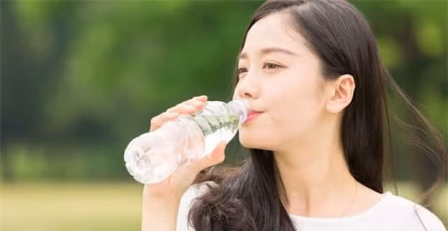 Làm điều này vào buổi sáng ngăn ngừa bệnh ung thư đại tràng Lam dieu nay vao buoi sang ngan ngua benh ung thu dai trang