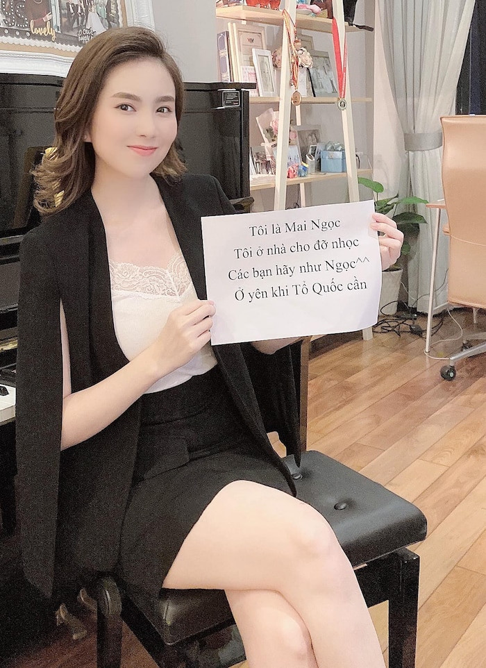 MC VTV Mai Ngọc trổ tài nấu ăn không quên 'bắt trend' pillow challenge ảnh 12