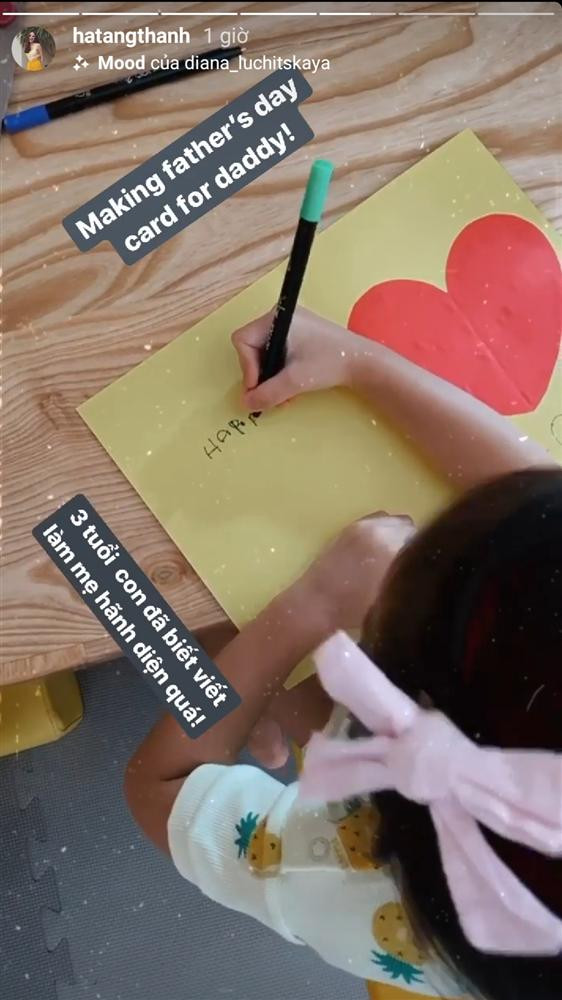 Con gai Tang Thanh Ha 3 tuoi da doc thong viet thao tieng Anh