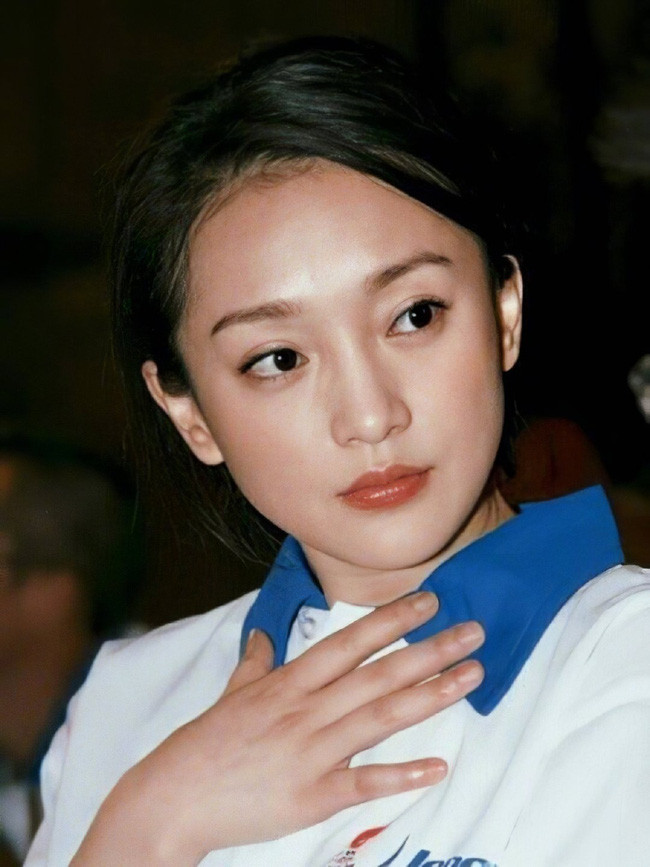 Loạt ảnh cách đây 12 năm trước của Châu Tấn gây bão - Hình 8 Loat anh cach day 12 nam truoc cua Chau Tan gay bao-Hinh-8