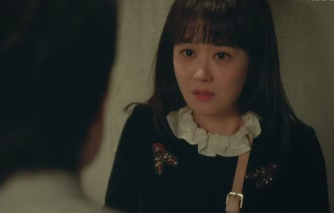 Bi mat khong tuong phat hien trong tang le nguoi yeu cu cua chong-Hinh-2