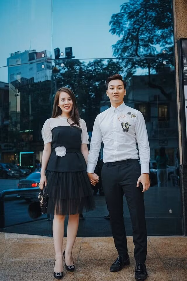 Vo MC Thanh Trung khoe nhan sac xinh hon ca thoi chua chong-Hinh-12