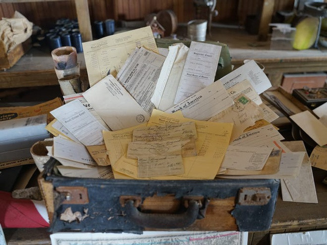 Underwood có thể sử dụng Internet tại ngôi nhà này để kiểm tra email và làm việc trực tuyến. Tuy nhiên, đường truyền không đủ mạnh để giúp ông xem phim online.