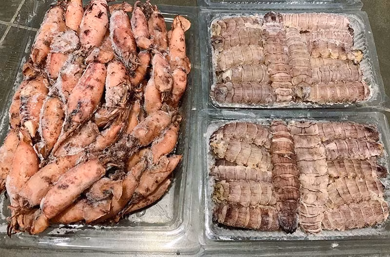 Cach ly o nha, luong 25 trieu vo chong tre khong tieu 1 xu