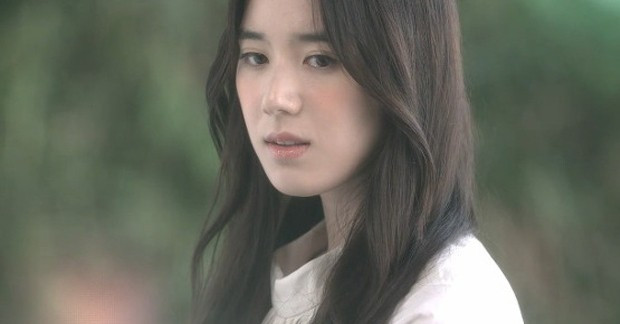 Man tra thu chong cu va co ban than cay khe chet lang trong le thanh hon