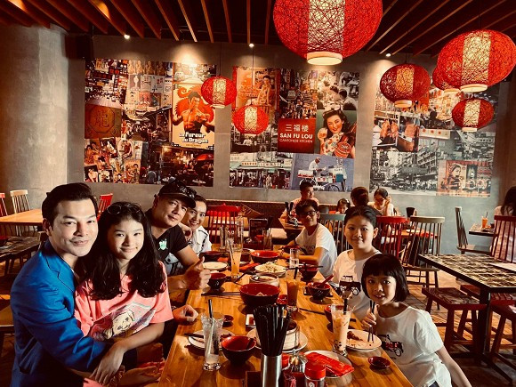 Con gai Truong Ngoc Anh thua huong dieu tuyet voi nay tu me-Hinh-3