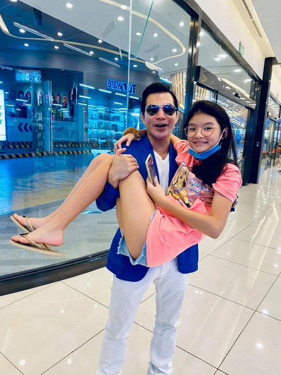 Con gai Truong Ngoc Anh thua huong dieu tuyet voi nay tu me