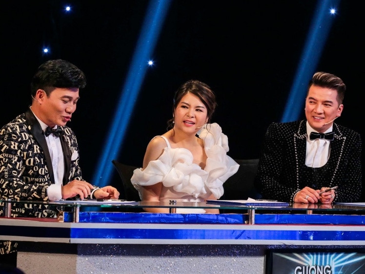 Loat sao Viet bi che thieu chuyen mon tren ghe nong-Hinh-8