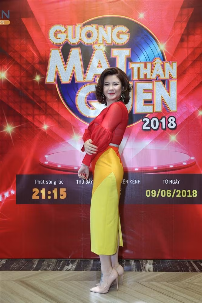 Loat sao Viet bi che thieu chuyen mon tren ghe nong-Hinh-7