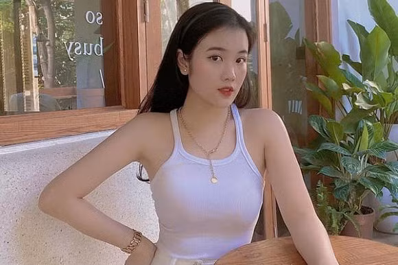 Man do sac giua tinh cu Doan Van Hau va ban gai tin don-Hinh-8