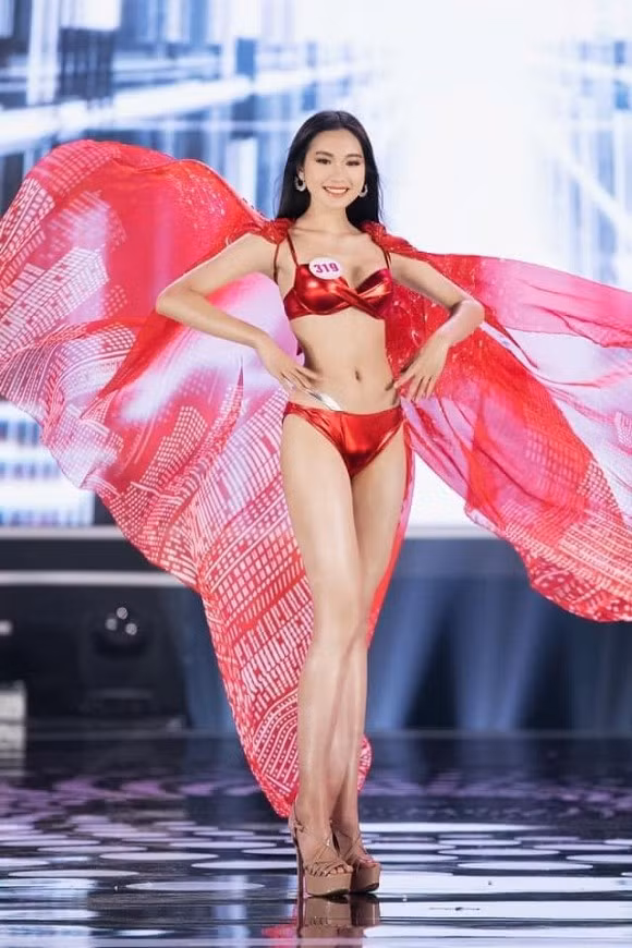 Man do sac giua tinh cu Doan Van Hau va ban gai tin don-Hinh-14