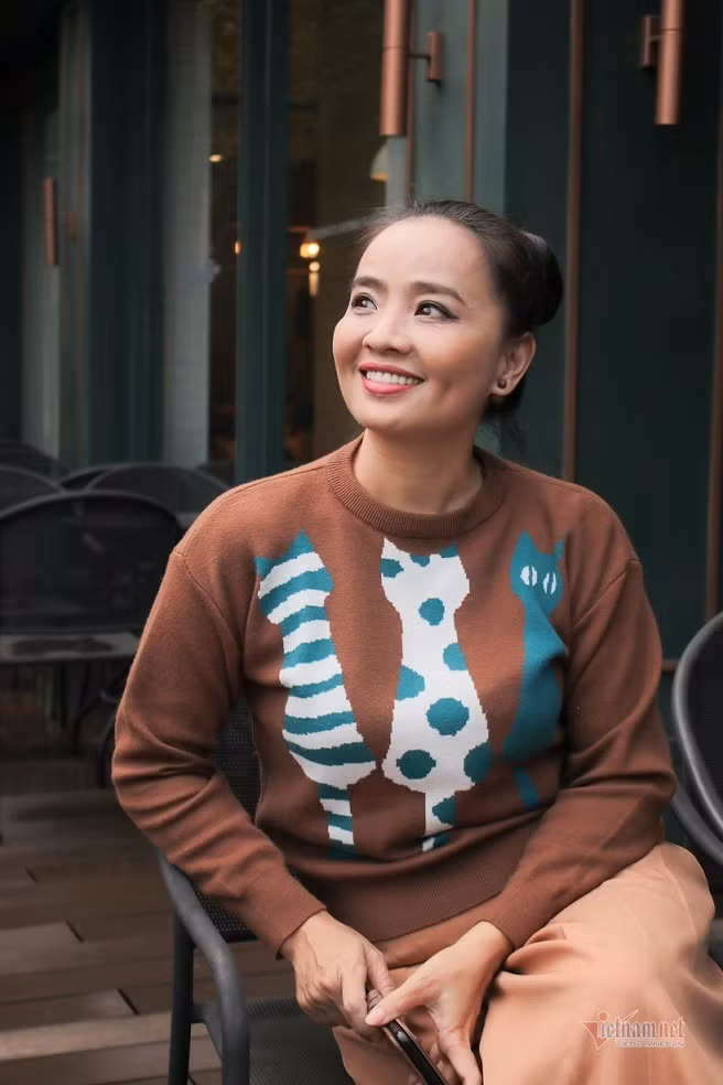 Hoai An 'Nguoi dep Tay Do' va qua khu dam nuoc mat-Hinh-11