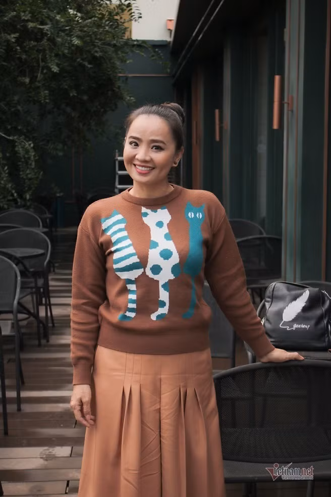 Hoai An 'Nguoi dep Tay Do' va qua khu dam nuoc mat-Hinh-14