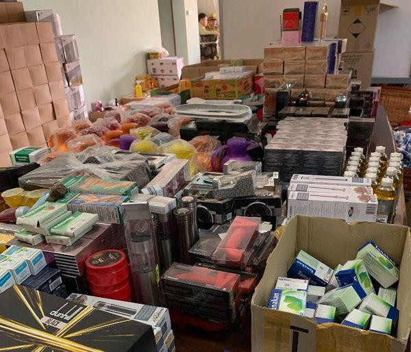 Ban my pham, quan ao lau tren mang, nhieu nguoi nhan trai dang