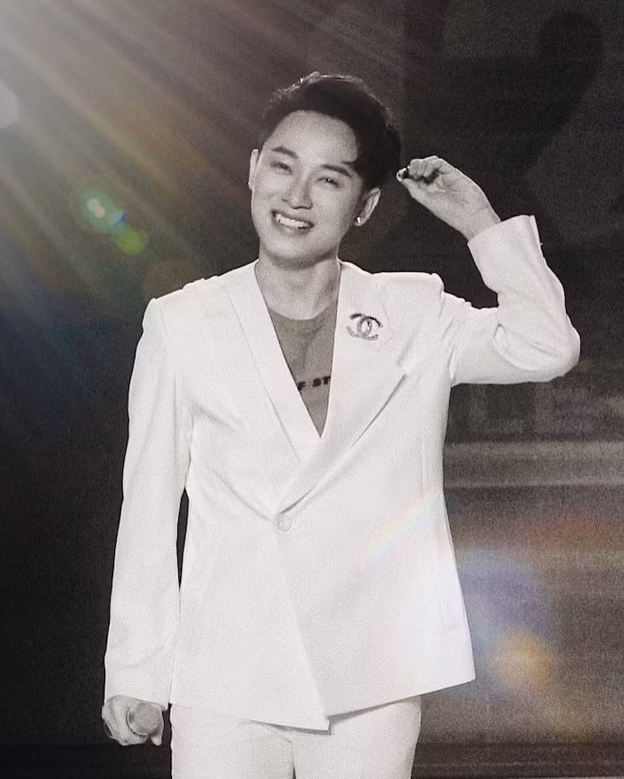 Truc Nhan: 'Cuoc song qua giau co va ban ron, khong thieu gi ngoai tien'