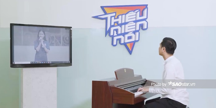 Cô bé lớp 10 bị cô lập, hát cực hay được Hồ Hoài Anh tặng '1 chọn' ảnh 14