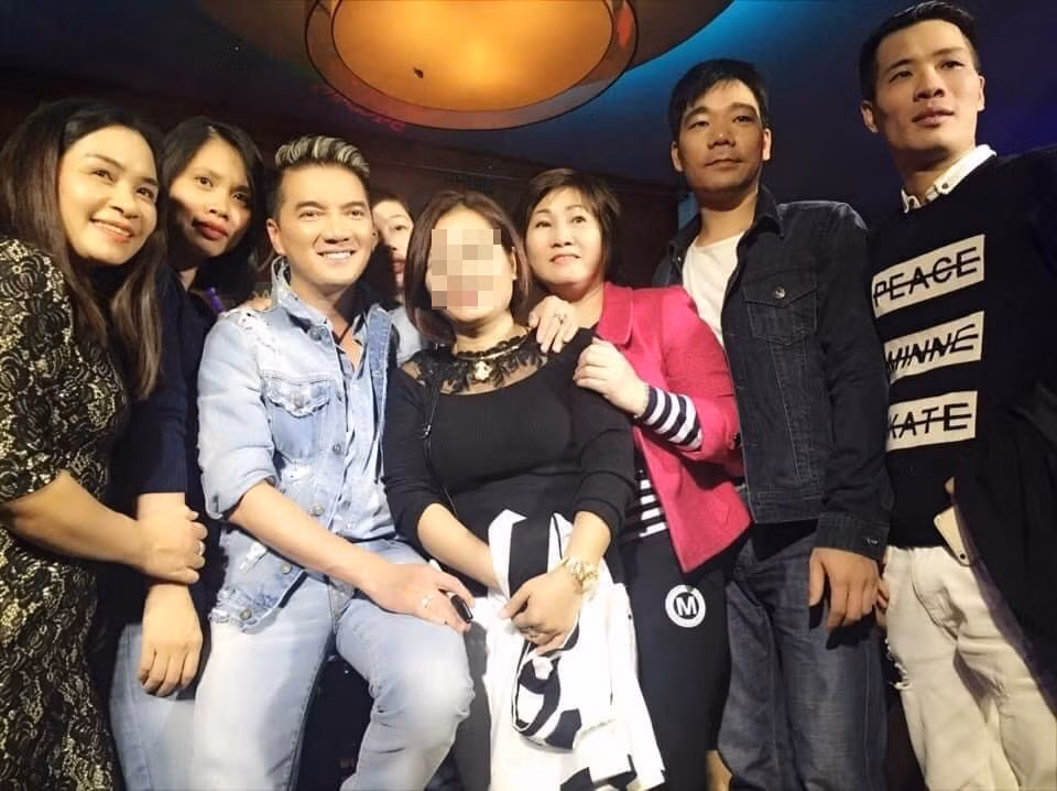 Fan ruot cua Dam Vinh Hung qua doi-Hinh-3