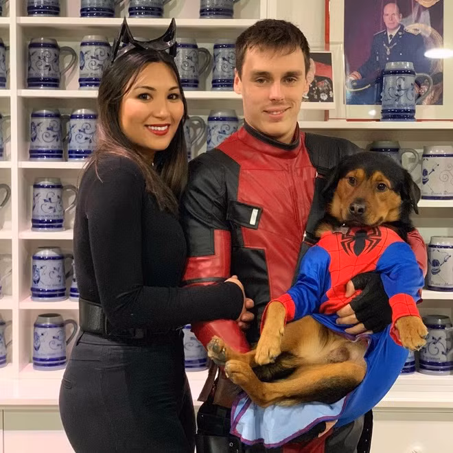 Cặp vợ chồng thường xuyên có những chia sẻ ngọt ngào, tình cảm về đối phương trên mạng xã hội. "Kỷ niệm 8 năm ngày chúng ta bên nhau. Hai ta đã cùng chia sẻ rất nhiều kỷ niệm ngọt ngào. Yêu anh thật nhiều và cầu chúc cho tất cả các bạn cũng tìm được một nửa hoàn hảo như vậy", Chevallier viết về ông xã.