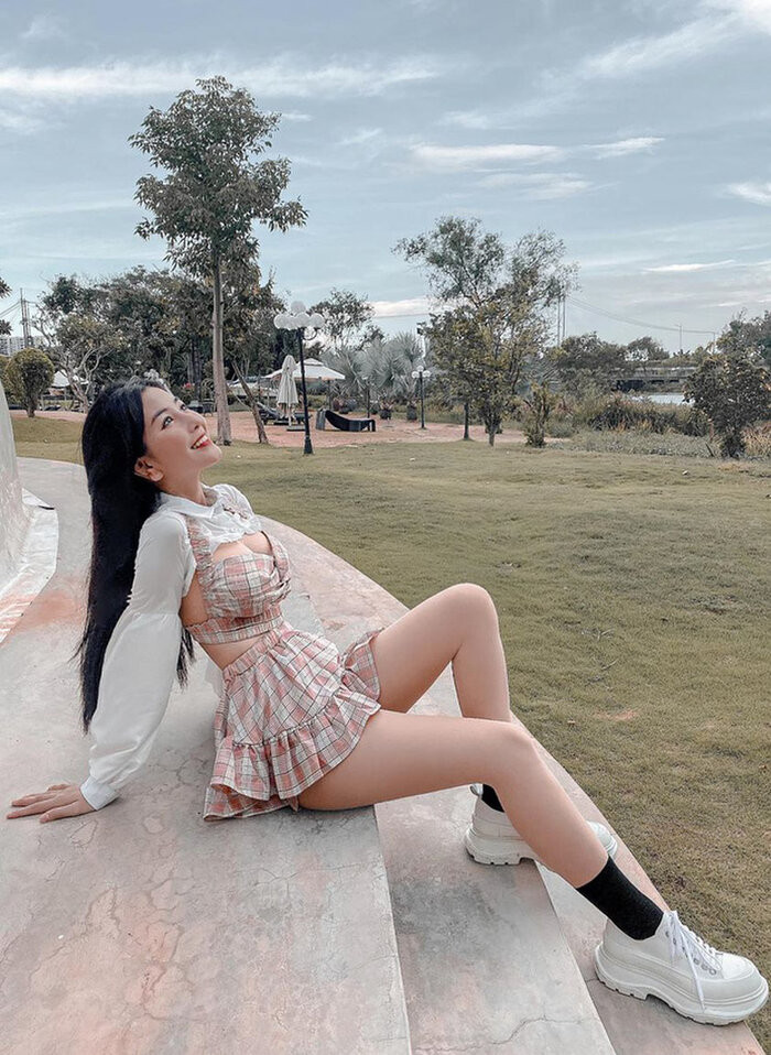 Hotgirl Võ Ngọc Trân khiến dân mạng 'tranh cãi' vì điều này ảnh 2