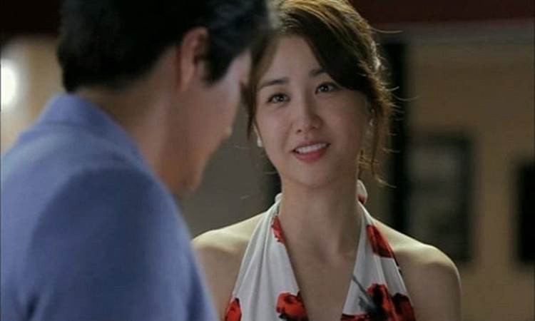 Thay chi dau tuong lai, chong toi dot nhien chay lai tat lat mat