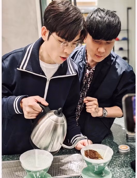 Hoi 'ong chu huyen thoai' cua Cbiz quy tu-Hinh-5