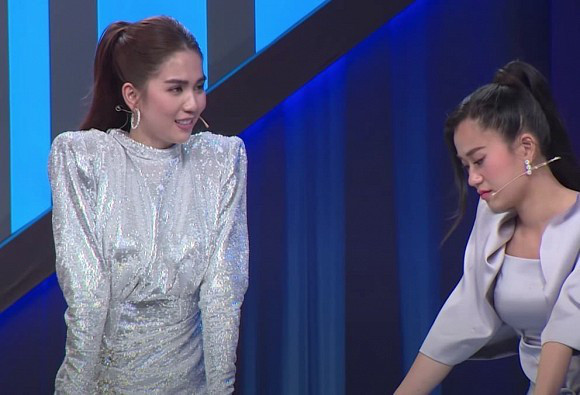 Ngọc Trinh gây sốc với phát ngôn “Đàn ông yếu mới thích sống ảo" - Hình 2 Ngoc Trinh gay soc voi phat ngon “Dan ong yeu moi thich song ao