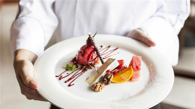 Mức lương trong mơ và góc khuất của những đầu bếp riêng ảnh 2