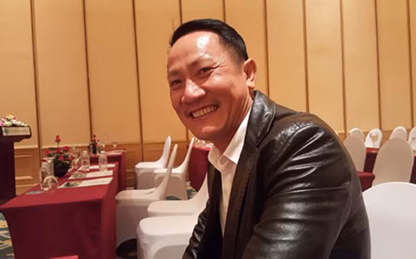 Doi thuc lan dan cua nam dien vien trong 