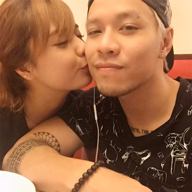 Cuộc sống của hot girl Lâm Á Hân ra sao sau 2 năm ly hôn ảnh 1