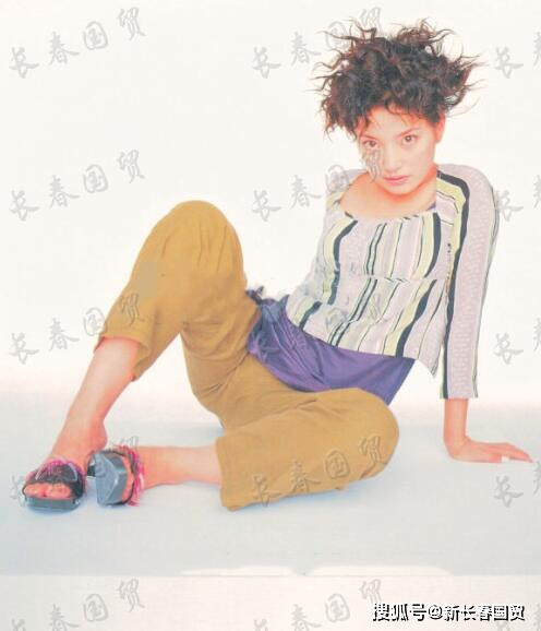 Loat hinh cach day 20 nam cua Trieu Vy bat ngo bi 